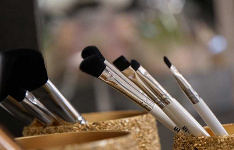 Pinceaux pour une mise en beauté à Houdeng-Goegnies