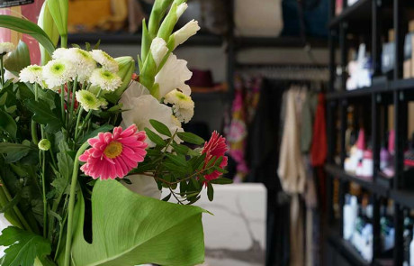 Espace de vente de vêtements pour femmes à Houdeng-Goegnies
